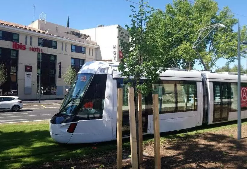 スタンダードスタジオ, Ibis Avignon Centre Pont De L'europe