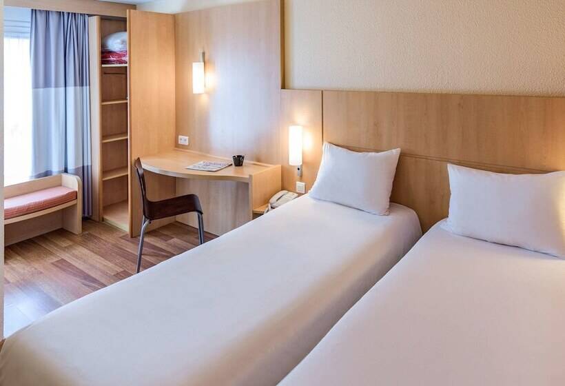Номер Стандарт, Ibis Avignon Centre Pont De L'europe