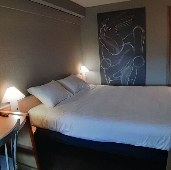 스탠다드 룸 더블 침대, Ibis Carcassonne Centre  La Cite