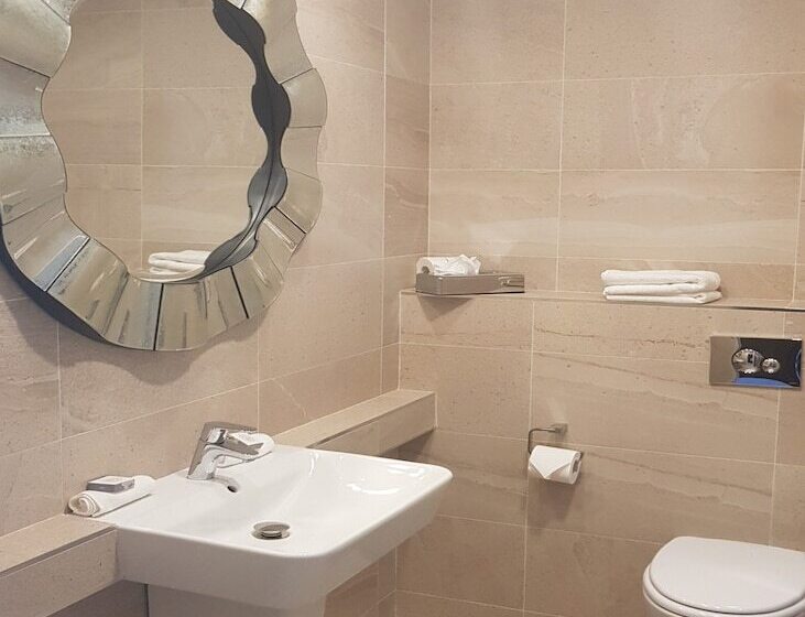 غرفة قياسية, Kilkenny