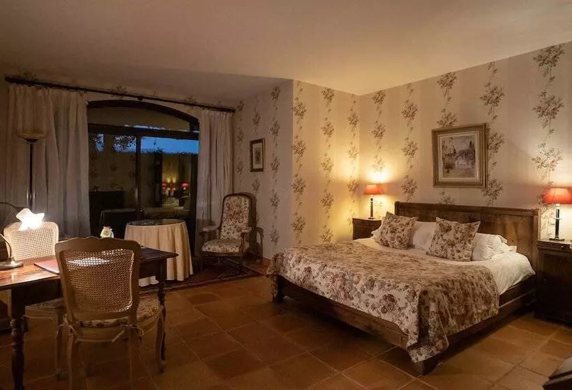 ガーデンビュースタンダードルーム, Hôtel Moulin De Val De Seugne