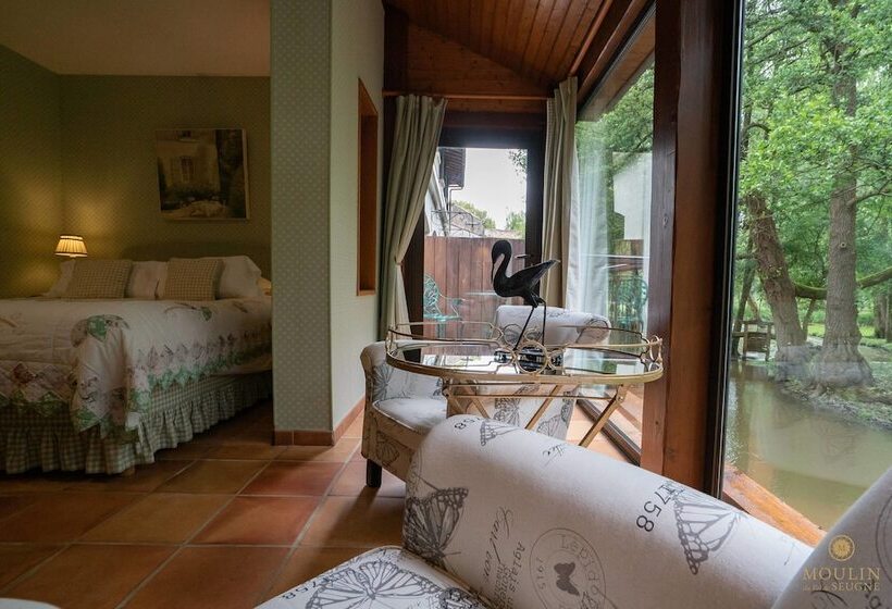 标准间带江景, Hôtel Moulin De Val De Seugne
