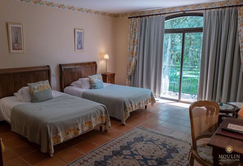 标准间带江景, Hôtel Moulin De Val De Seugne