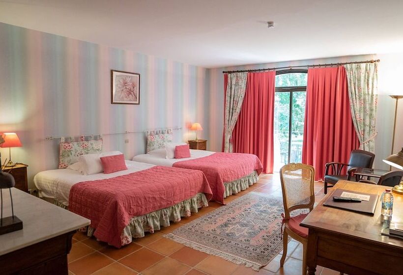 Номер Стандарт Вид на Реку, Hôtel Moulin De Val De Seugne