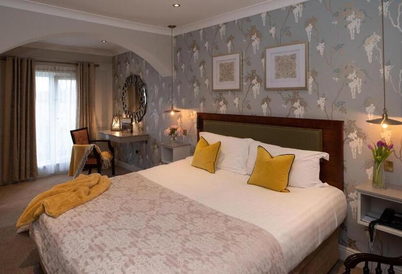 Номер Стандарт, Whitford House