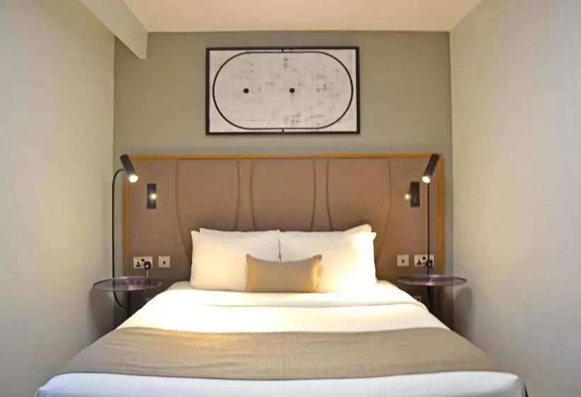 سوییت جونیور, Marbella Resort