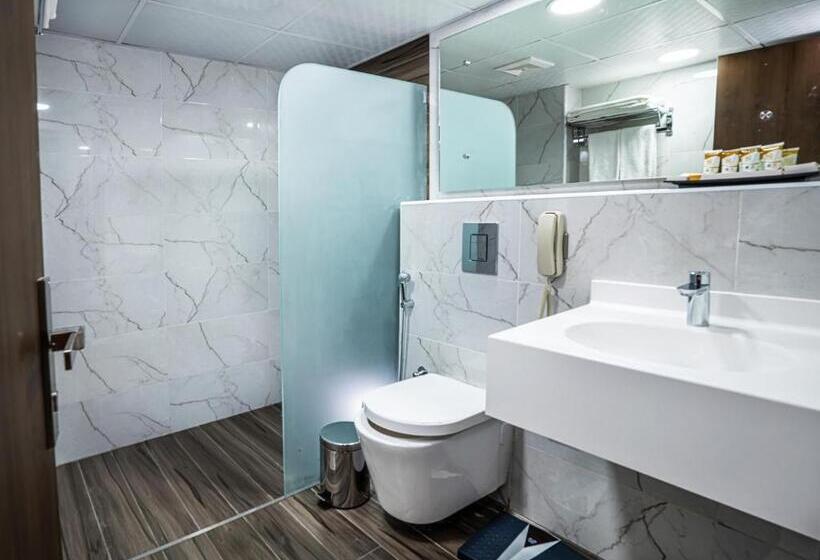 سوئیت مستر, Marbella Resort