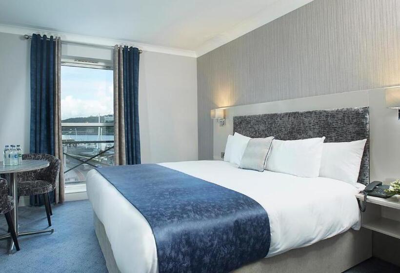 스탠다드 룸 킹사이즈 침대, Tower Hotel & Leisure Centre