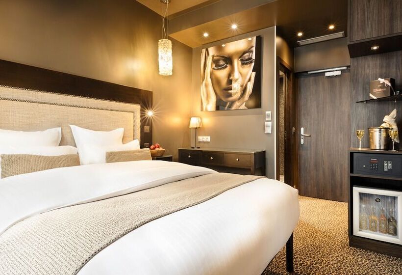 Chambre Classique, B Montmartre