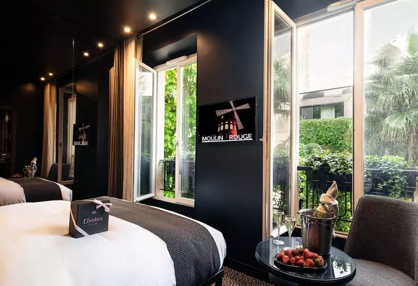 Chambre Classique, B Montmartre