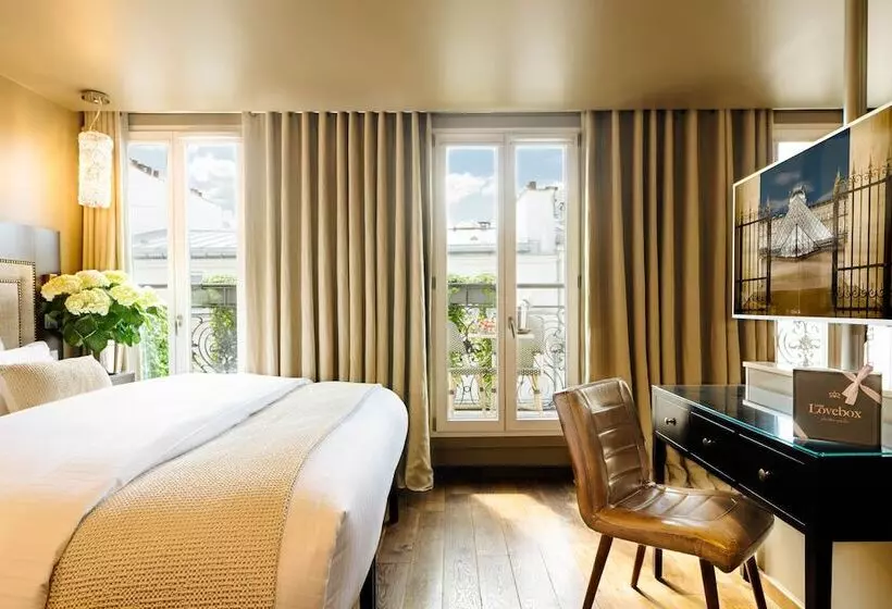 Junior Suite avec Balcon, B Montmartre