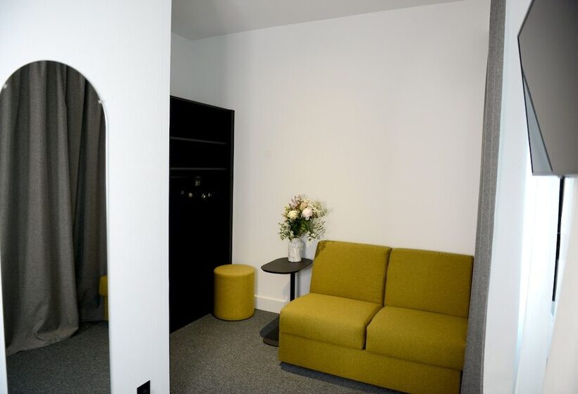 スタンダードトリプルルーム, Hôtel Villa Berlioz