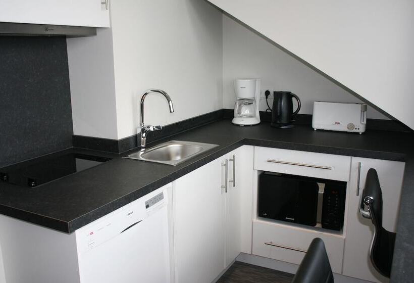 آپارتمان 1 خوابه, Best Western Le Cheval Blanc  Vue Sur Le Port Plein Centre Ville