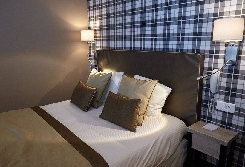 اتاق سوپریور با چشمانداز, Best Western Le Cheval Blanc  Vue Sur Le Port Plein Centre Ville