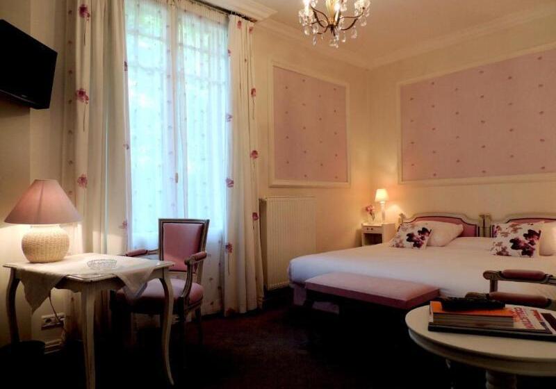 Номер Стандарт, La Villa Bois Joli Hotel Restaurant