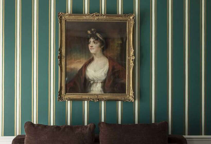 سوییت جونیور, Brighton Esprit De France