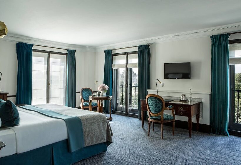 سوییت جونیور, Brighton Esprit De France