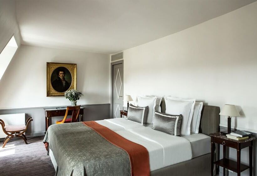 سوییت جونیور, Brighton Esprit De France