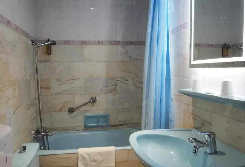 Quarto Economy Individual, Busby
