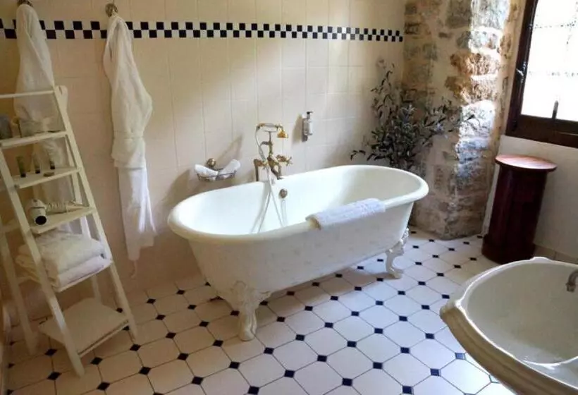 ジュニアスイート, Chateau De La Caze