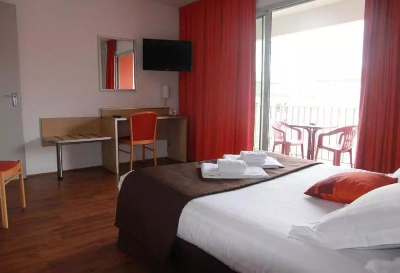 اتاق استاندارد, Hôtel Chris Tel