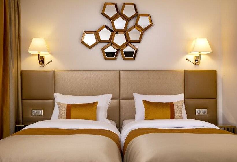 اتاق سوپریور, De Suede Saint Germain