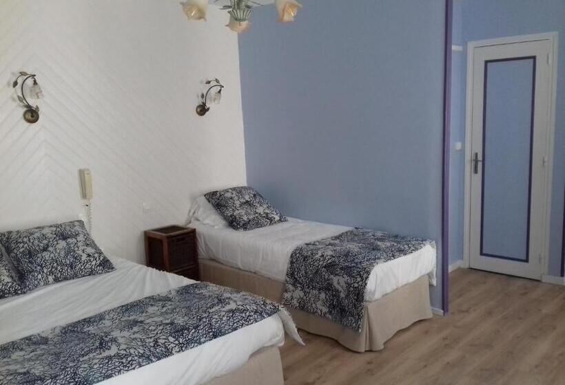 غرفة قياسية ثلاثية, Des Bains