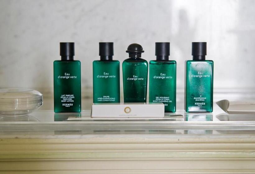 سوییت جونیور, Domaine Les Crayeres