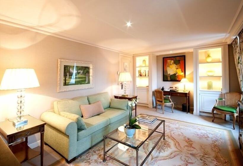 سوییت جونیور, Domaine Les Crayeres