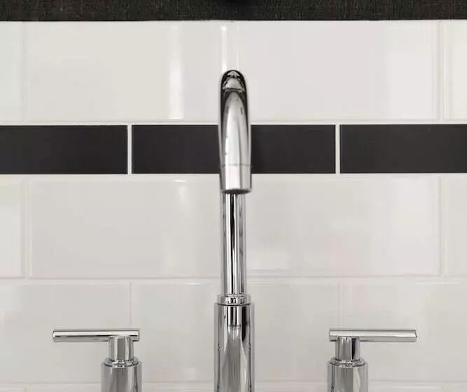 Junior Suite, Continental