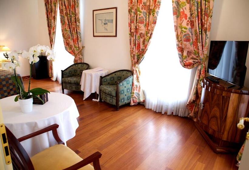 수피리어 룸, Grand Hôtel Des Ambassadeurs
