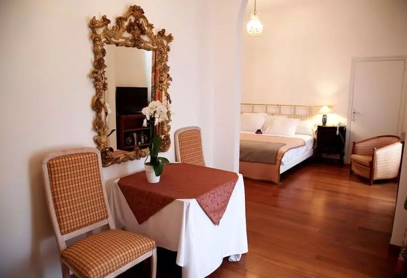 スーペリアールーム, Grand Hôtel Des Ambassadeurs