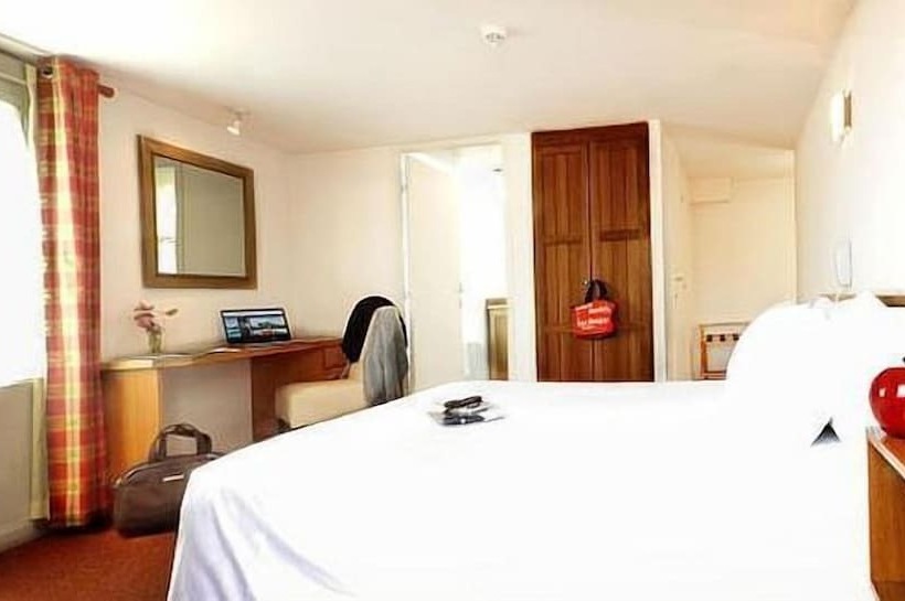 Номер Стандарт, Hôtel Bonnet