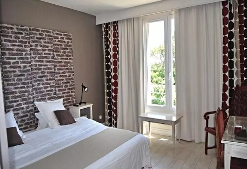 ファミリールーム, Logis Hôtel Restaurant Les Aubuns