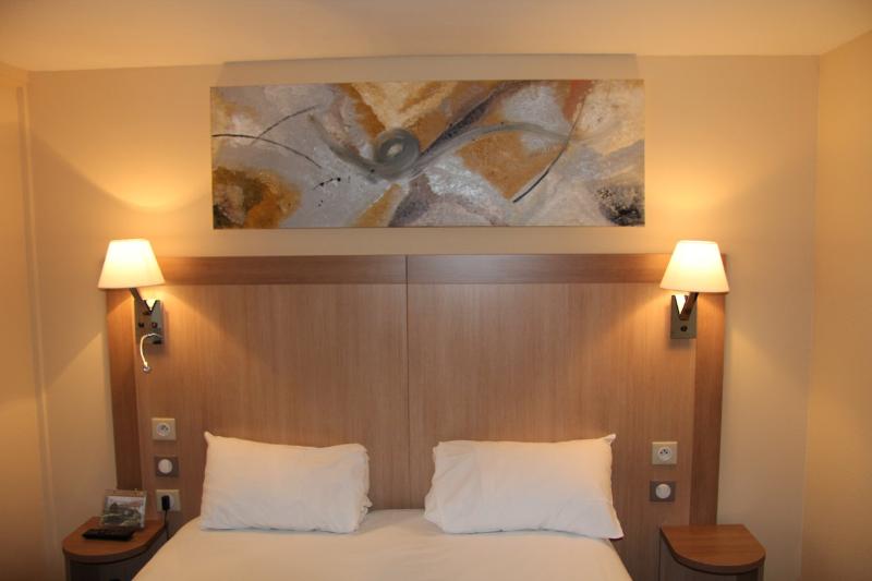 غرفة قياسية, Logis Lhôtel Restaurant Antony Verrières Le Buisson