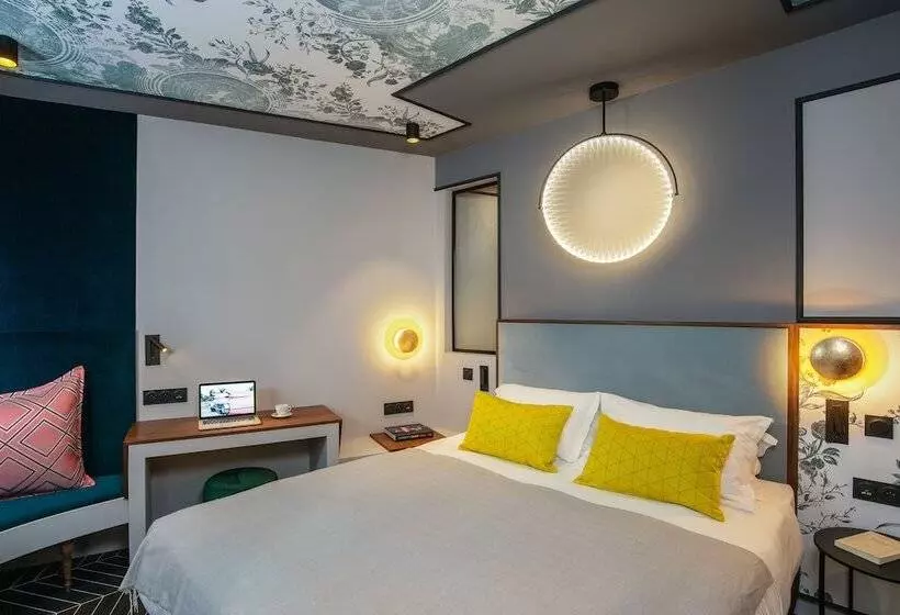 Prestige Kamer, Louison
