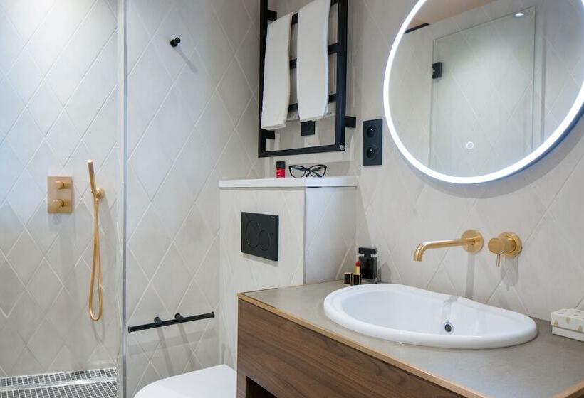 Chambre Prestige, Louison