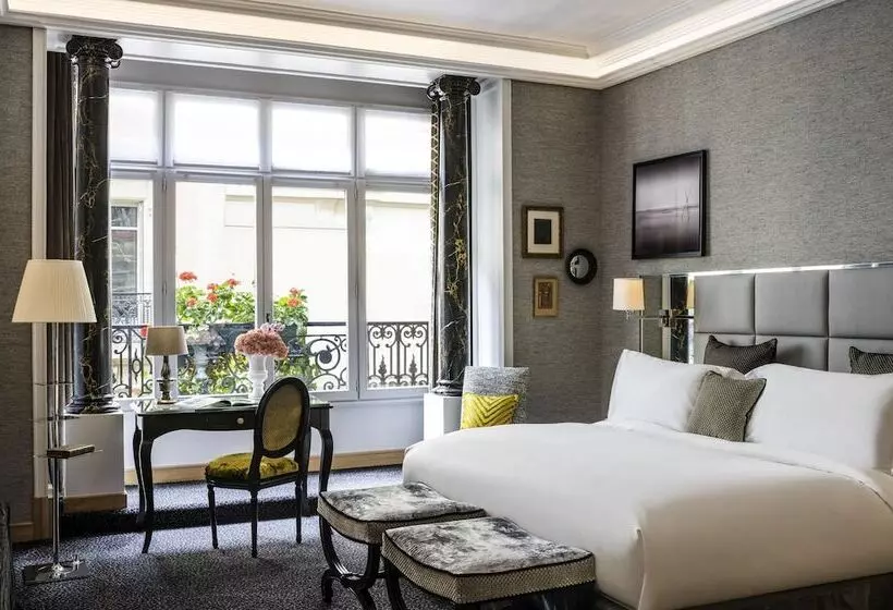 ジュニアスイート, Sofitel Paris Baltimore Tour Eiffel