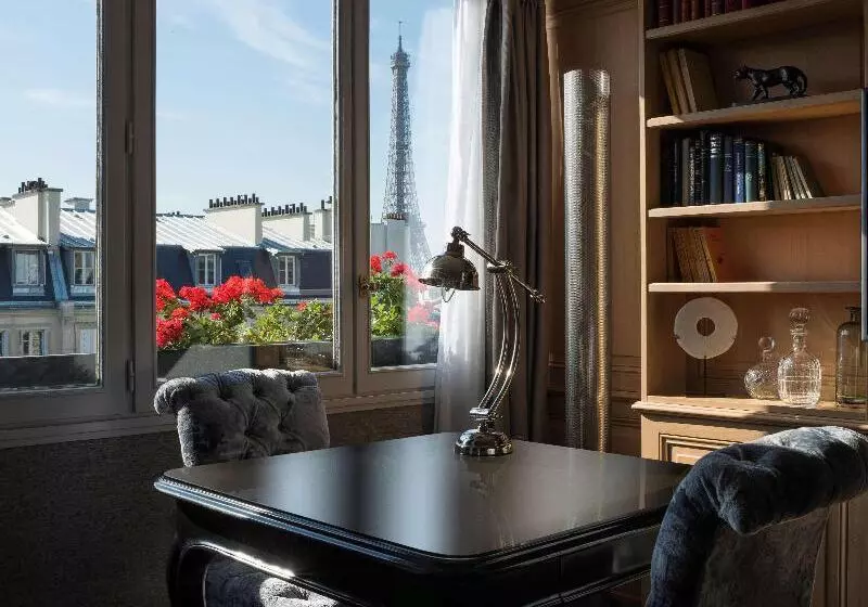 景色の見えるスイートルーム, Sofitel Paris Baltimore Tour Eiffel