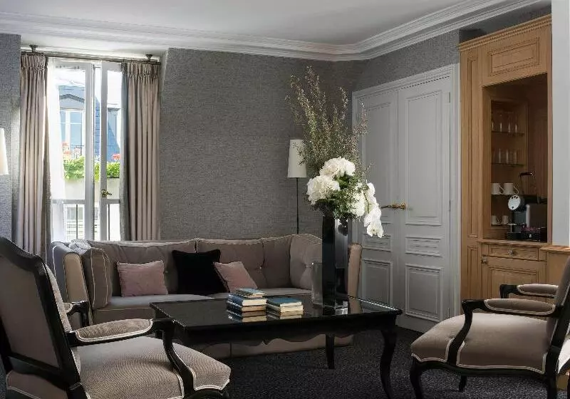 景色の見えるスイートルーム, Sofitel Paris Baltimore Tour Eiffel
