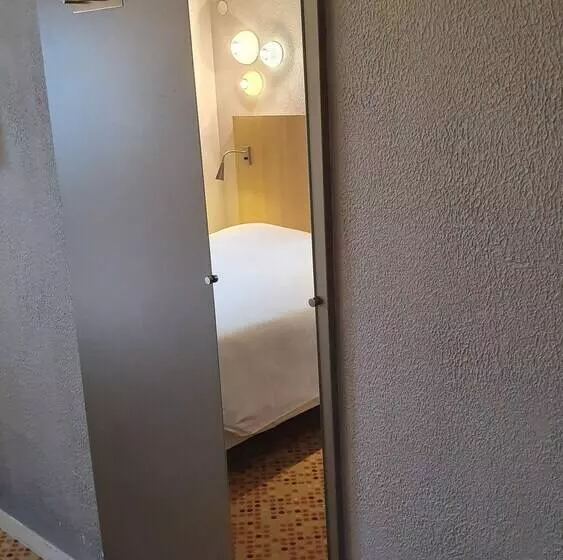 コンフォートルーム, Welcomotel Coignières