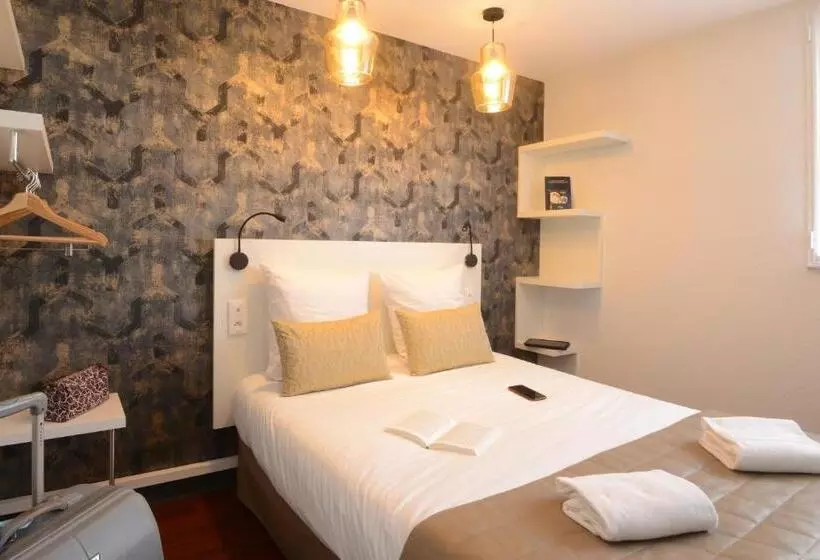 اتاق راحتی, Contact Hotel Arc En Ciel Colmar