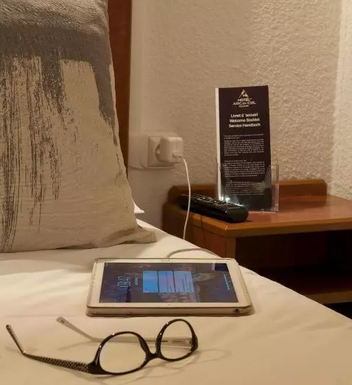 اتاق سوپریور, Contact Hotel Arc En Ciel Colmar