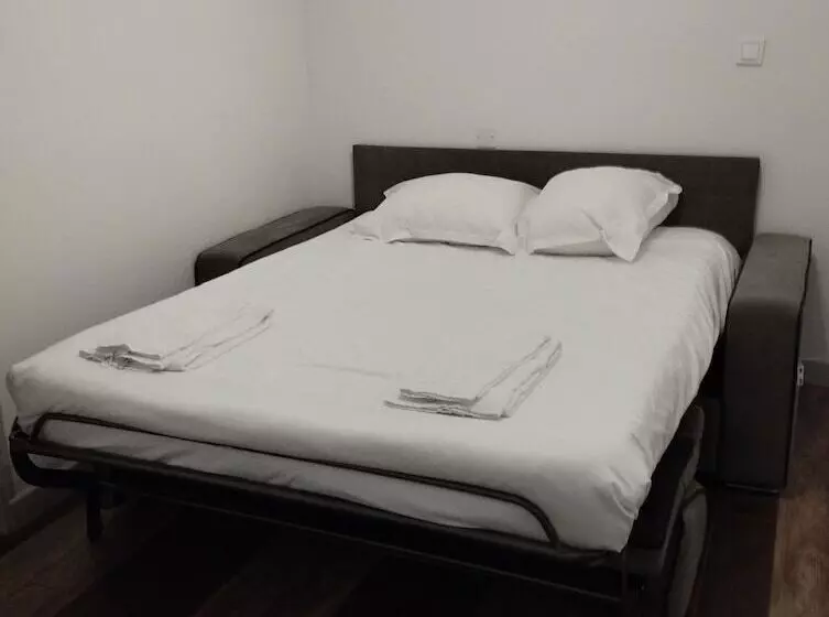 Chambre Familiale, Brit Hotel L Arrivée Guingamp
