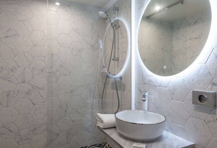 Номер Стандарт, The Originals City, Hôtel Rennes Sud