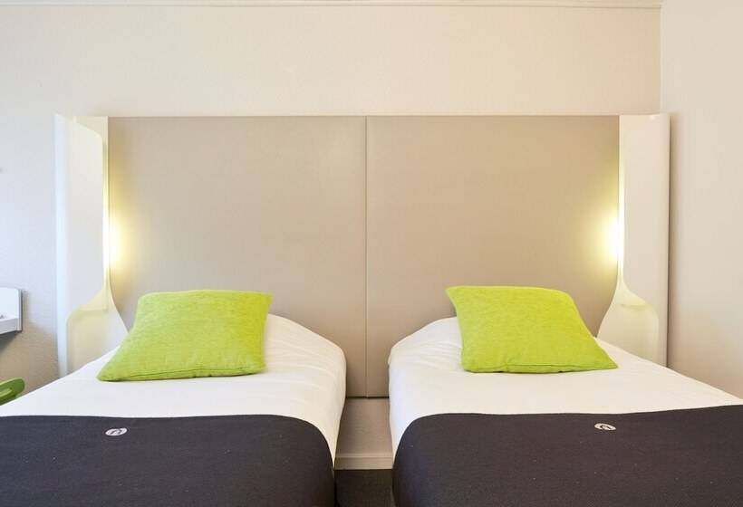 Номер Стандарт, Campanile St Etienne Centre   Villars La Terrasse