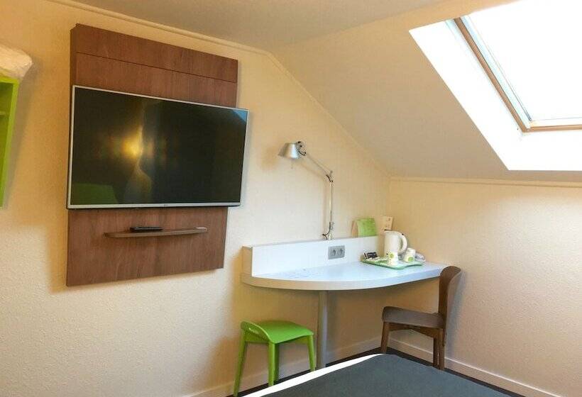 Номер Стандарт, Campanile St Etienne Centre   Villars La Terrasse