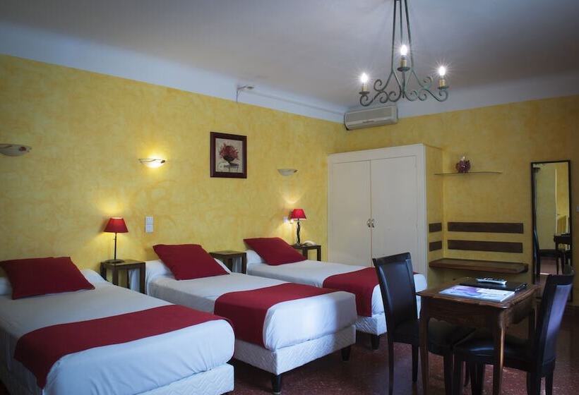 标准三人间, Du Forum