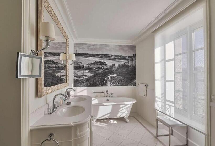 سوئیت خانواده 2 خوابه, Hôtel Du Palais Biarritz, In The Unbound Collection By Hyatt