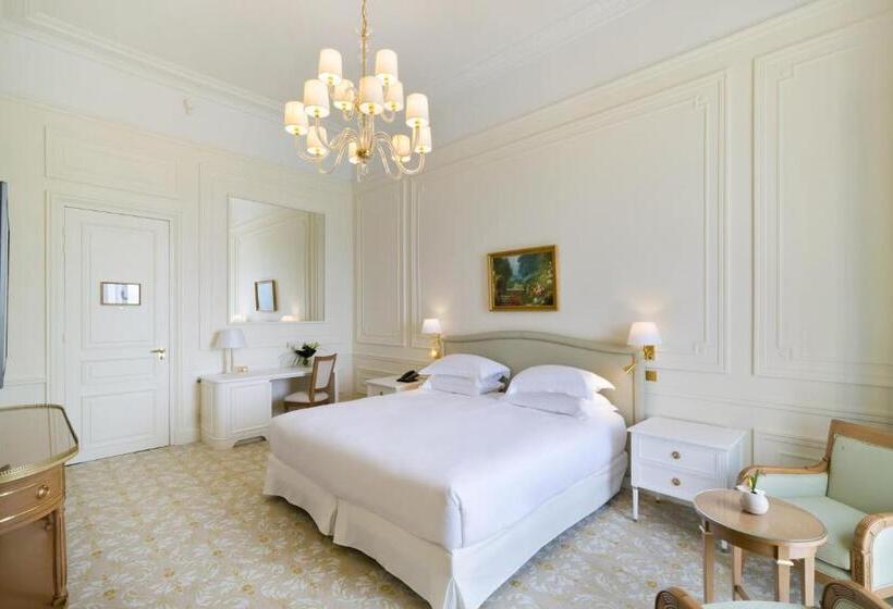 Номер Классика Кровать Кинг, Hôtel Du Palais Biarritz, In The Unbound Collection By Hyatt